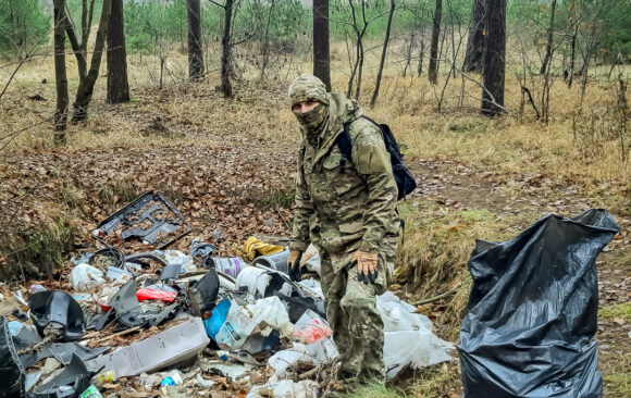Sprzątanie_Lasu_Glinki_1 Akcja sprzątania lasu w Bydgoszczy na osiedlu Kapuściska