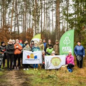 Akcja sprzątania lasu w Bydgoszczy na osiedlu Osowa Góra